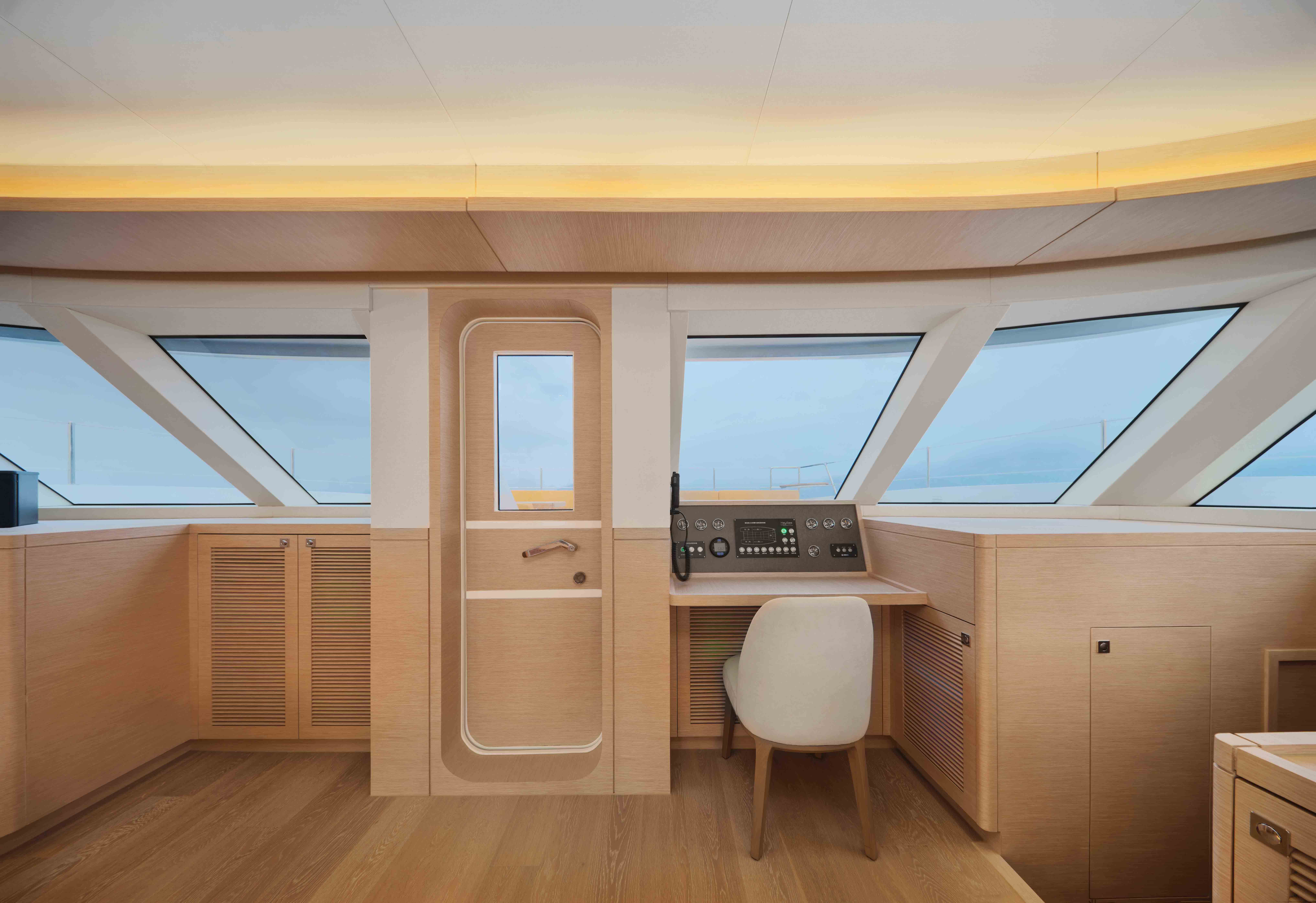seaview 75 Salon