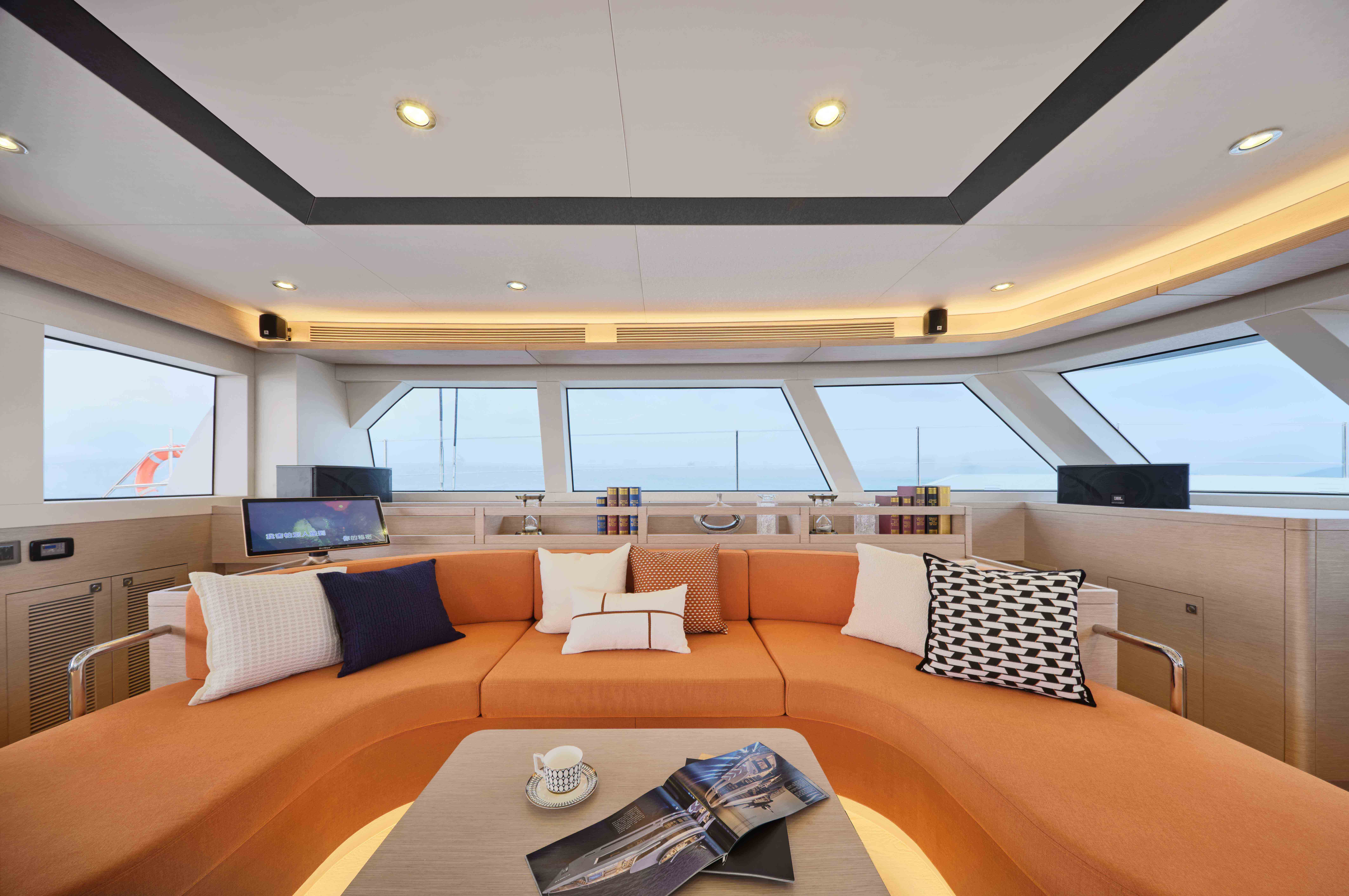 seaview 75 Salon