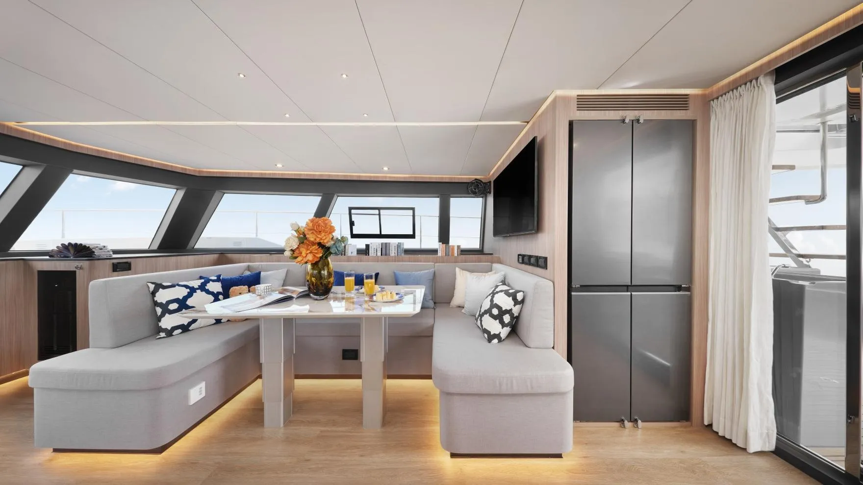 seaview 60 Salon
