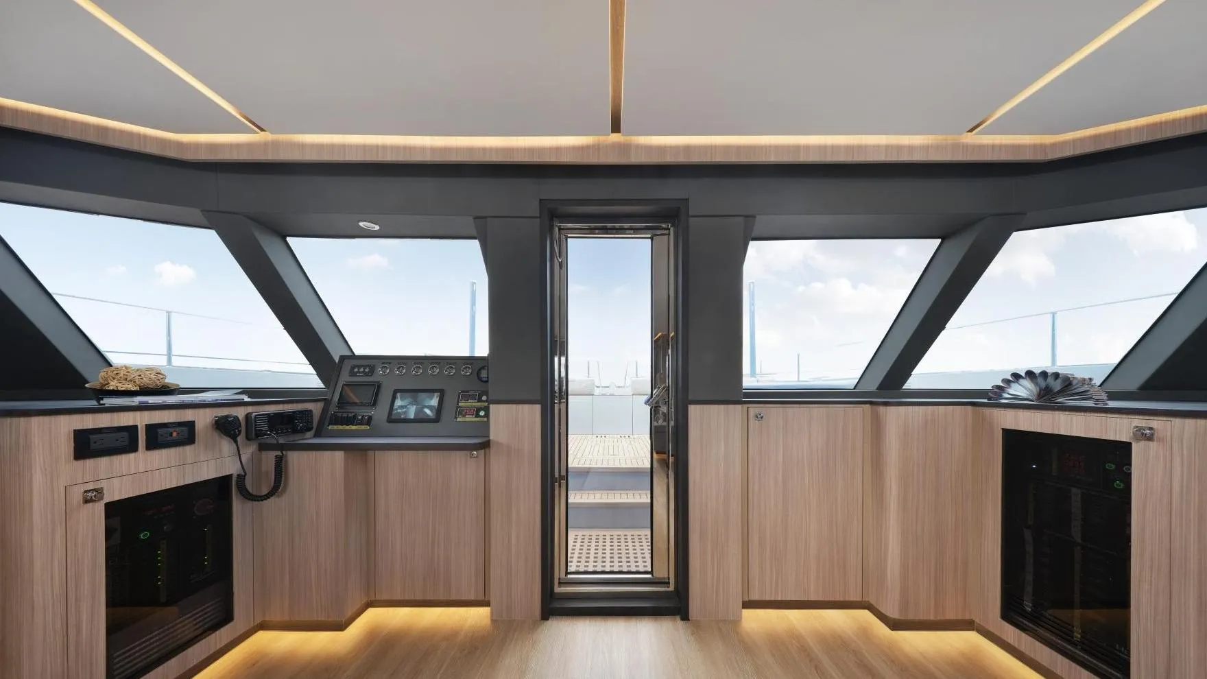 seaview 60 Salon