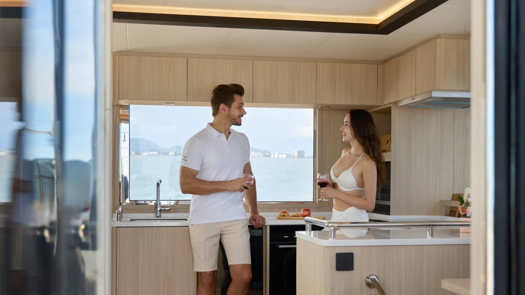 seaview 50 Salon