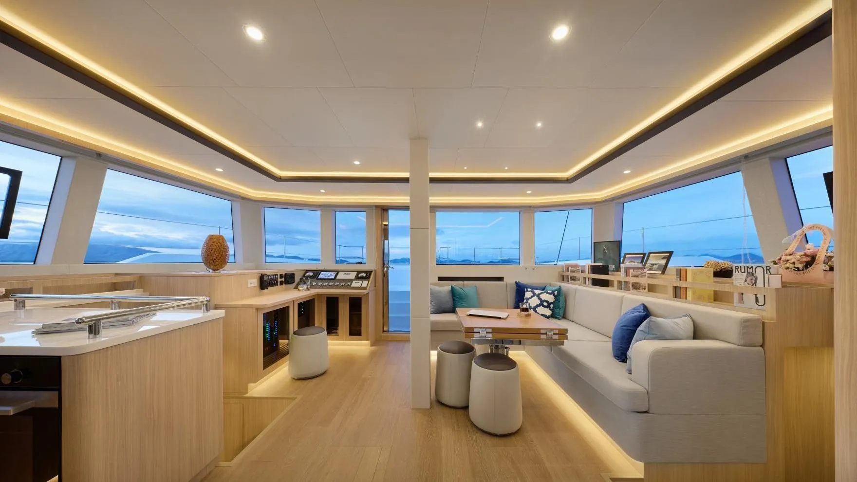 seaview 50 Salon